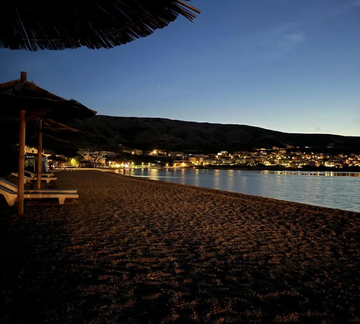 Pag Marina Vero Apartments 帕格